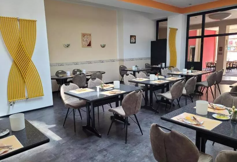 هتل Schweizer Hof