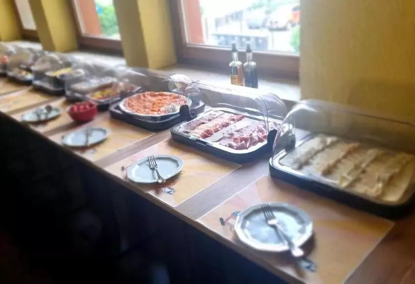 هتل Schweizer Hof