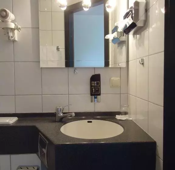 هتل Schweizer Hof