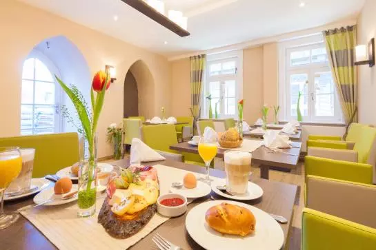 住所 Gda Hotel Schwiecheldthaus