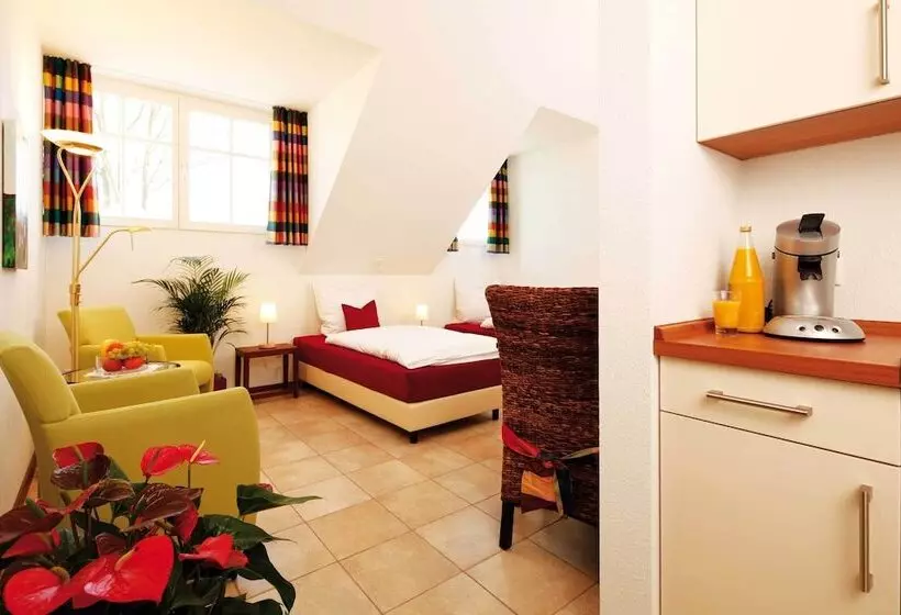 Отель Zur Alten Schmiede