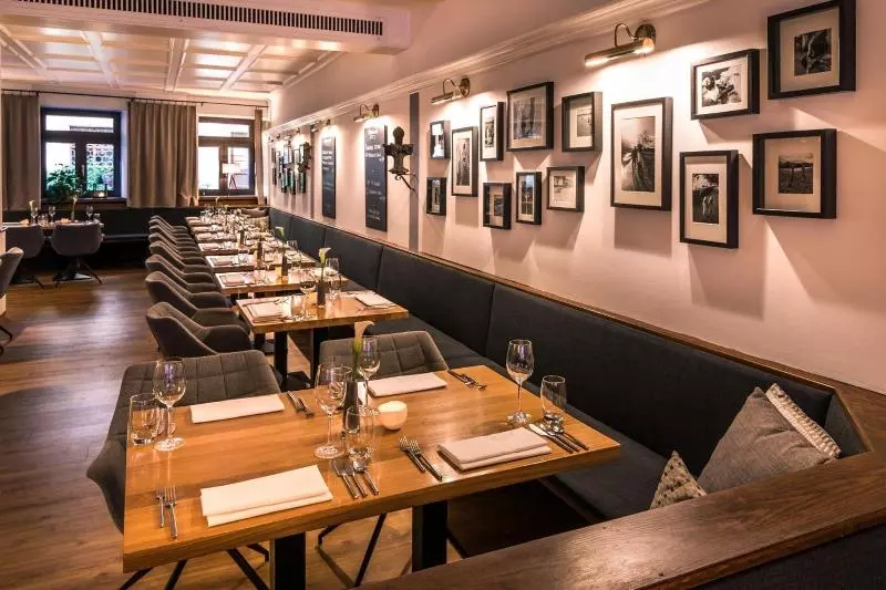 Kreuzblume Hotel & Weinstube