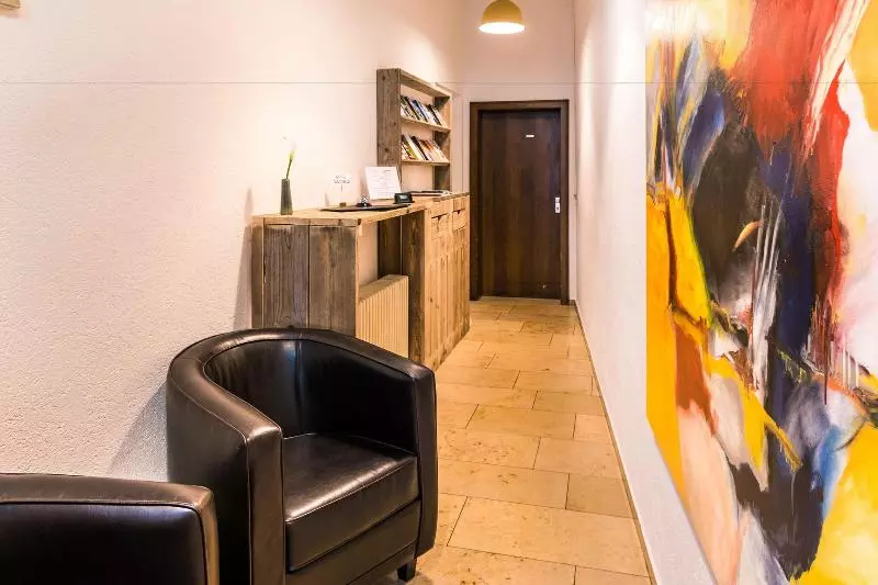 Kreuzblume Hotel & Weinstube