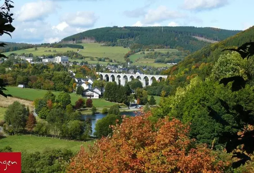 پانسیون Gästehaus Dorf Alm