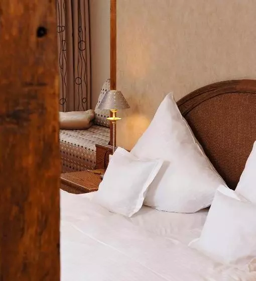 پانسیون Gästehaus Dorf Alm