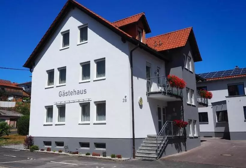 ペンション Landgasthof Zum Stern