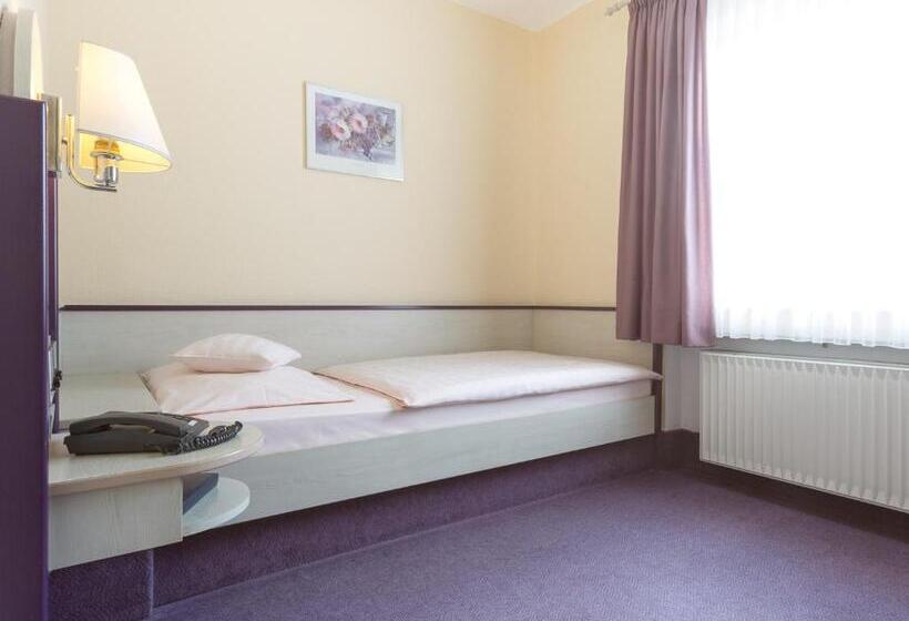 Stadt Gut Hotel Siegboot