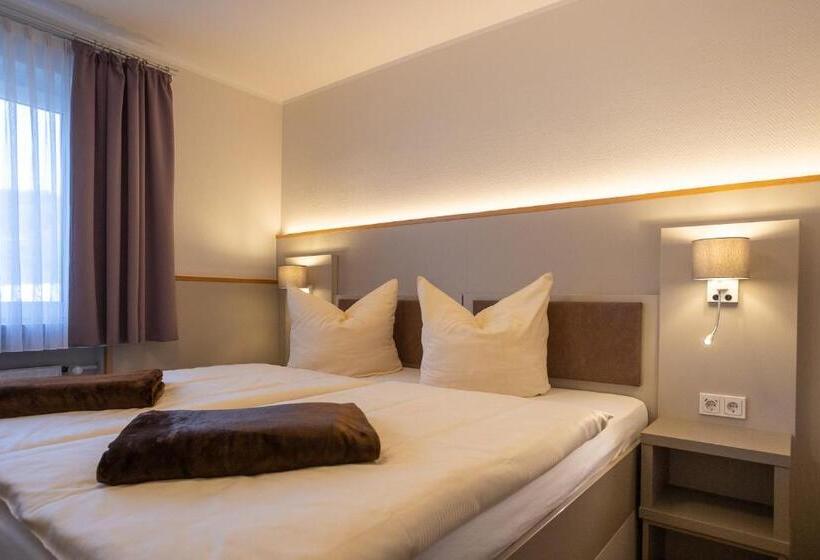 Stadt Gut Hotel Siegboot