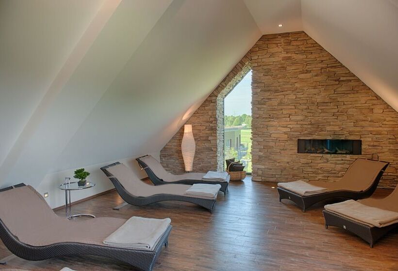 Gut Heckenhof Hotel & Golfresort An Der Sieg Gmbh & Co. Kg