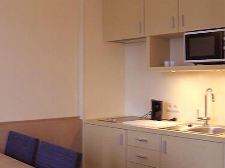 Gut Heckenhof Hotel & Golfresort An Der Sieg Gmbh & Co. Kg