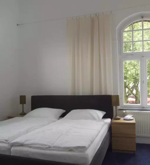 Отель Alte Lohnhalle   Industriekultur