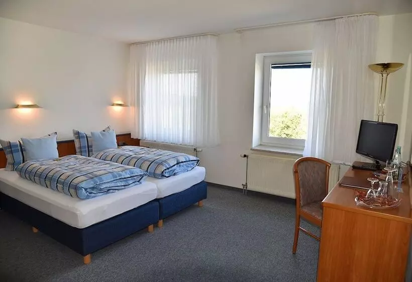 בית מלון כפרי An Der Alten Porzelline