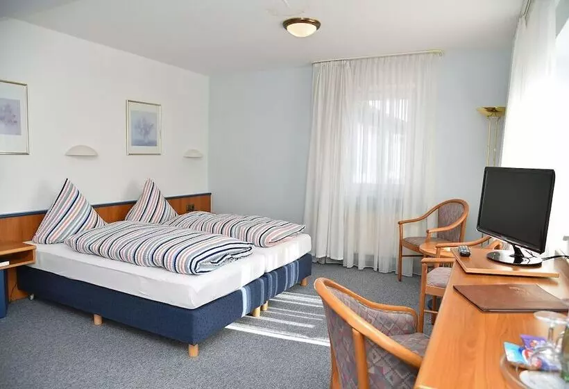 בית מלון כפרי An Der Alten Porzelline