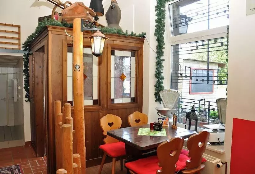 בית מלון כפרי An Der Alten Porzelline