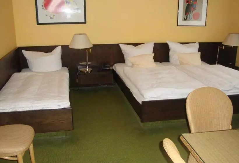 هتل Autobahn-rasthaus Huenxe Ost Marche Hote