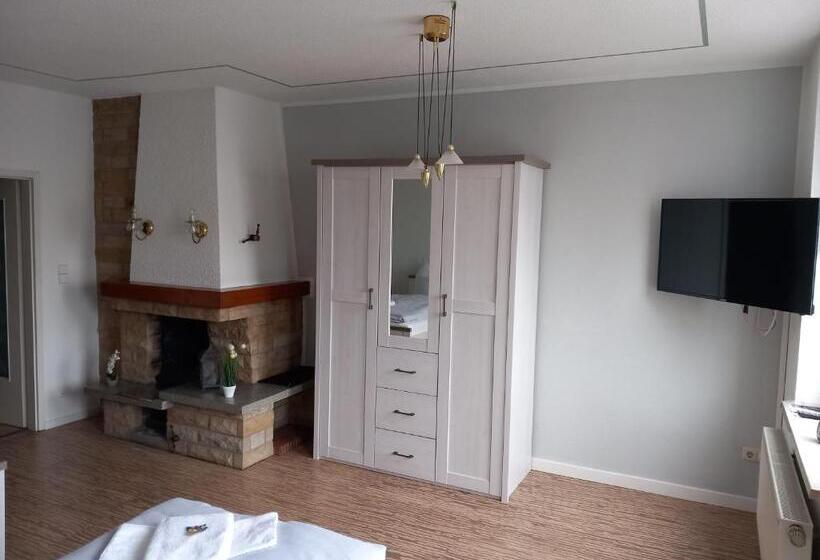 Отель Eintracht