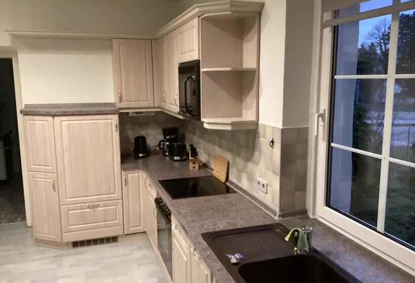 Отель Eintracht