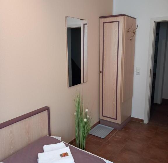 Отель Eintracht