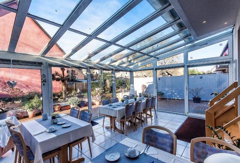 Airport Hotel Karsten