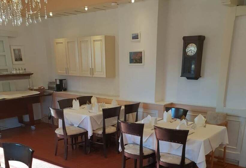 酒店 Restaurant Knechtstedener Hof