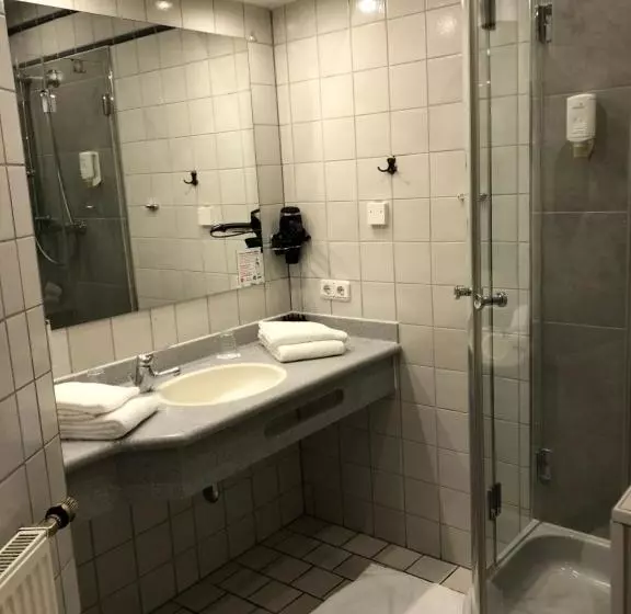 בית מלון כפרי Restaurant Zum Neuling