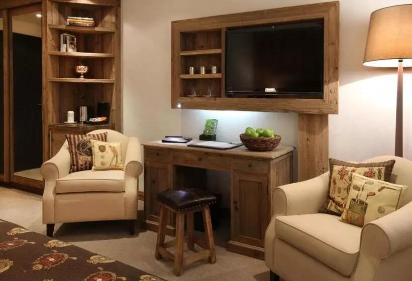 호텔 Spa & Golfresort Weimarer Land