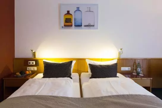 Отель Weserschlößchen