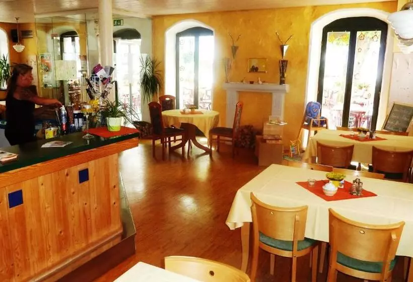 Mb Hotel Weißer Hirsch