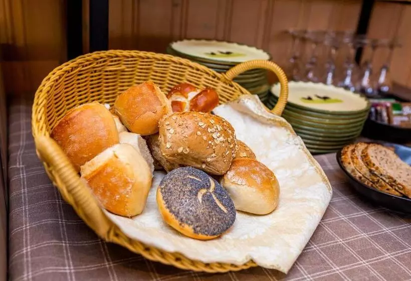 펜션 Landhotel Gasthaus Zum Pflug