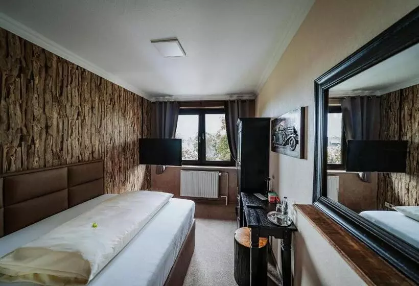 Robrooks Hotel Garni