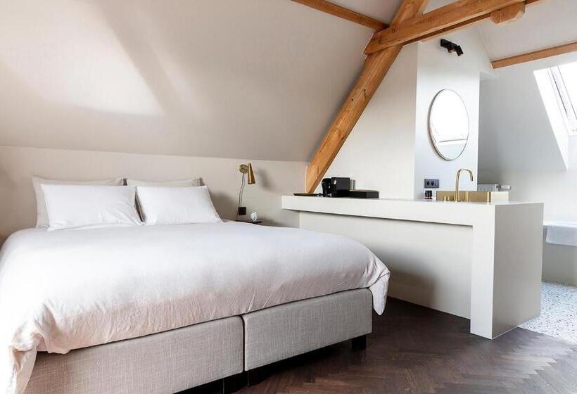 تختخواب و صبحانه B Guest Sleep & Retreat