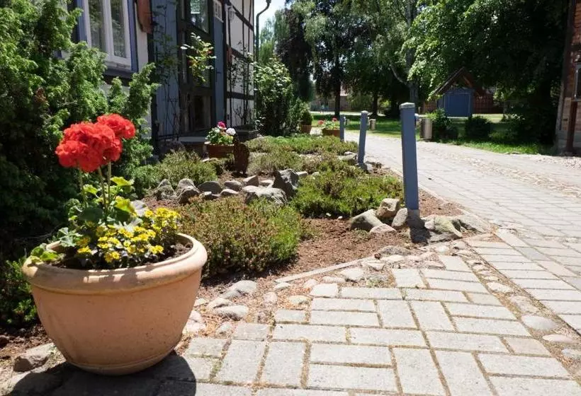 ベッドアンドブレックファースト Pension Markthof Satemin