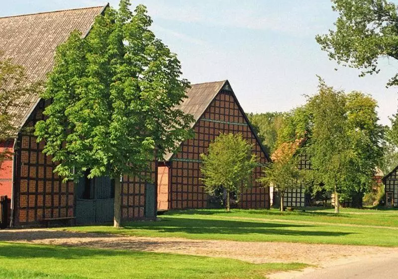 ベッドアンドブレックファースト Pension Markthof Satemin