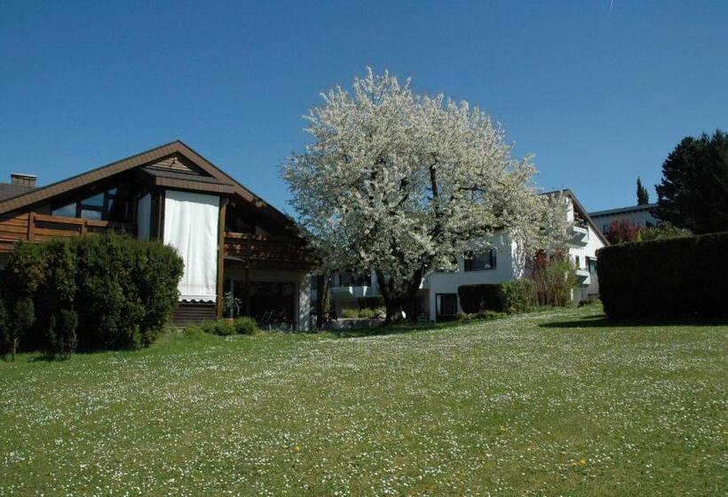 Boutique Hotel Im Weingarten