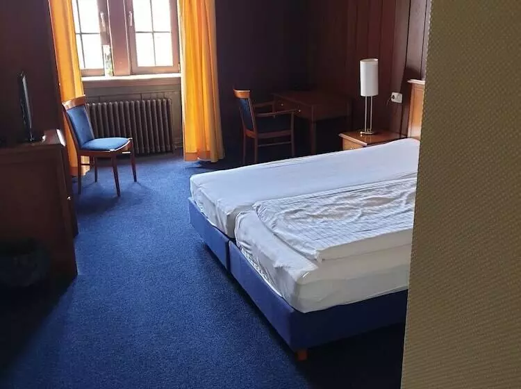 בית מלון כפרי Brauerei   Ausschank Zur Krone