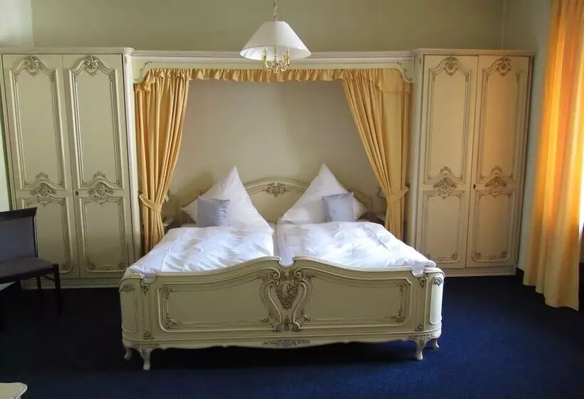 בית מלון כפרי Brauerei   Ausschank Zur Krone