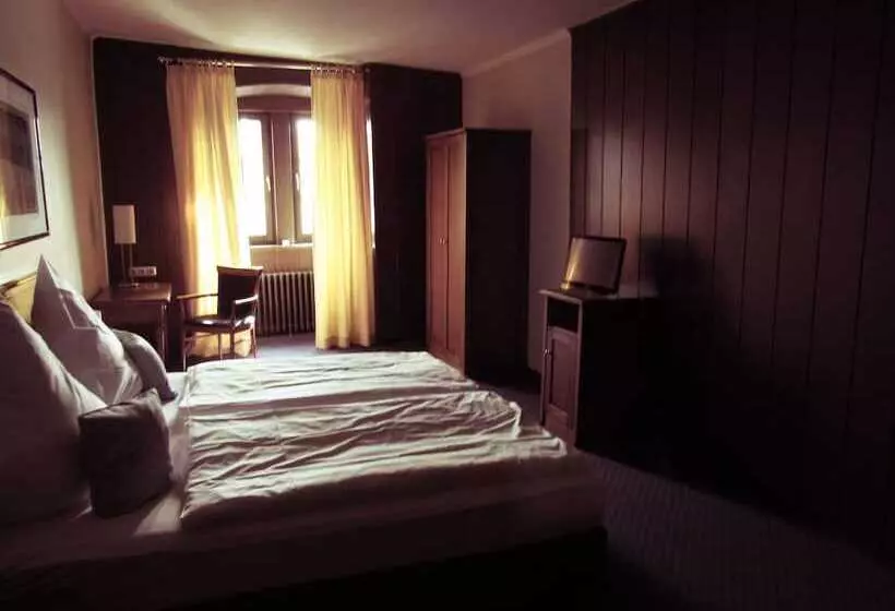 בית מלון כפרי Brauerei   Ausschank Zur Krone