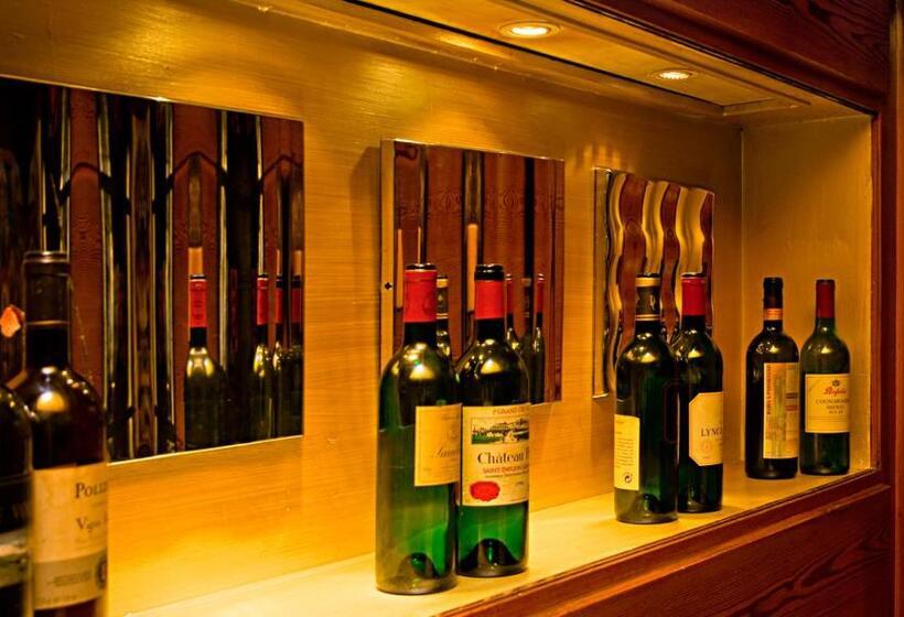 בית מלון כפרי Bären Trossingen