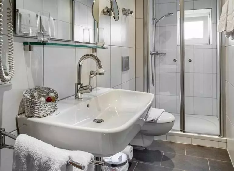 Hotelli Gasthaus Zum Kranz