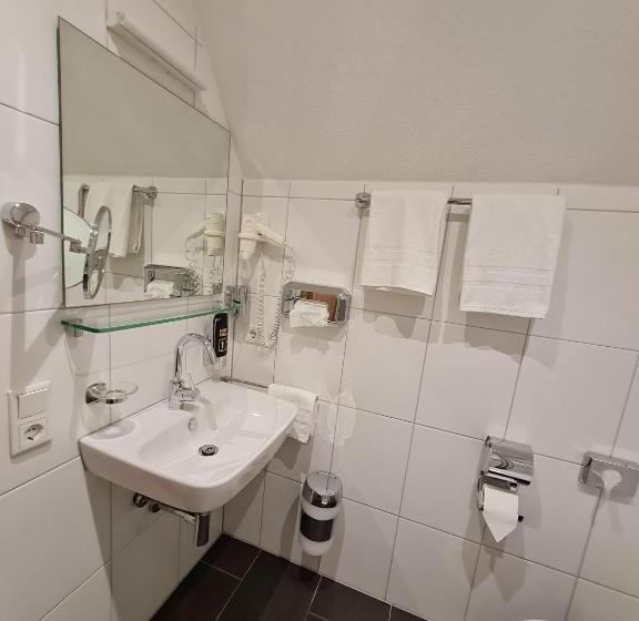 Отель Gasthaus Zum Kranz