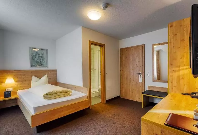 Hotelli Gasthaus Zum Kranz