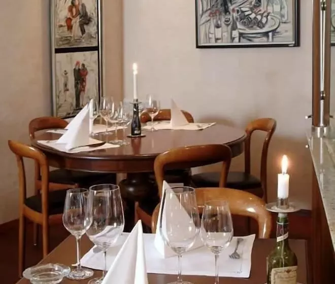 호텔 Höllsteiner Hof