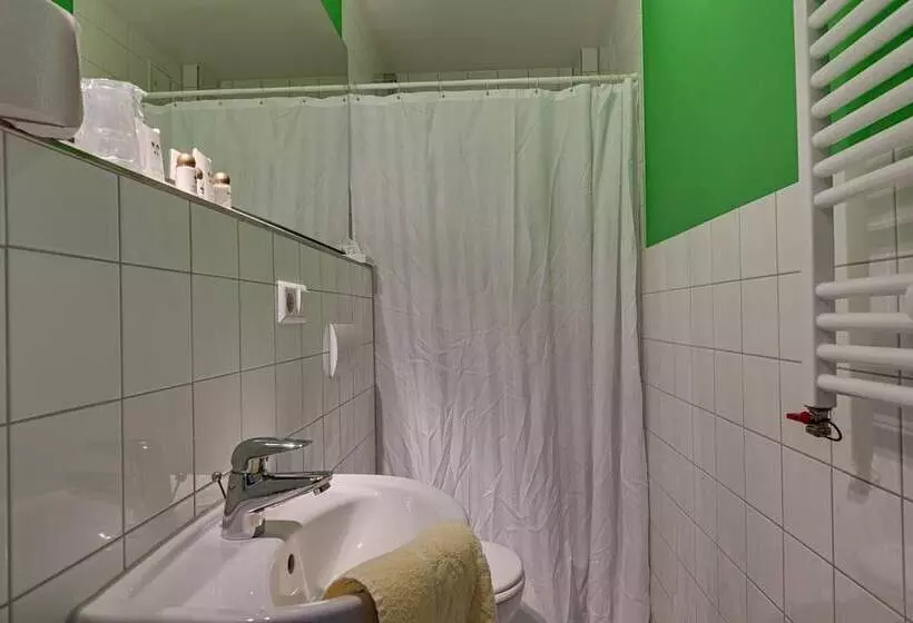 فندق Kleine Radlerherberge