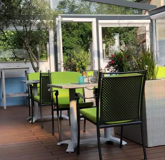 בית מלון כפרי Poseidon