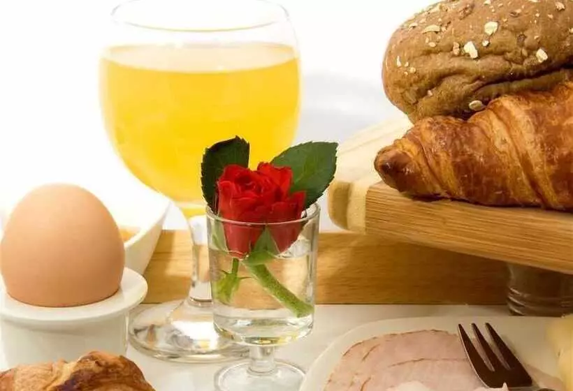 Отель Restaurant Amadeus