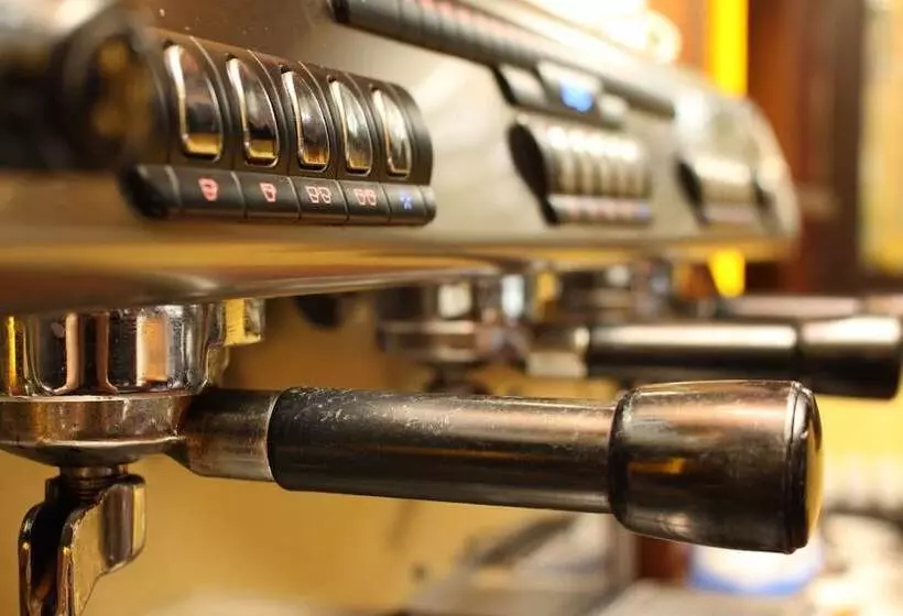 Отель Restaurant Amadeus