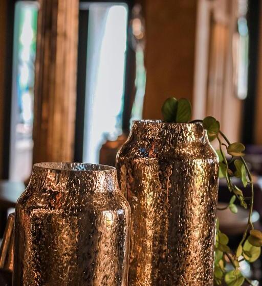 فندق Schwarzer Adler Jever