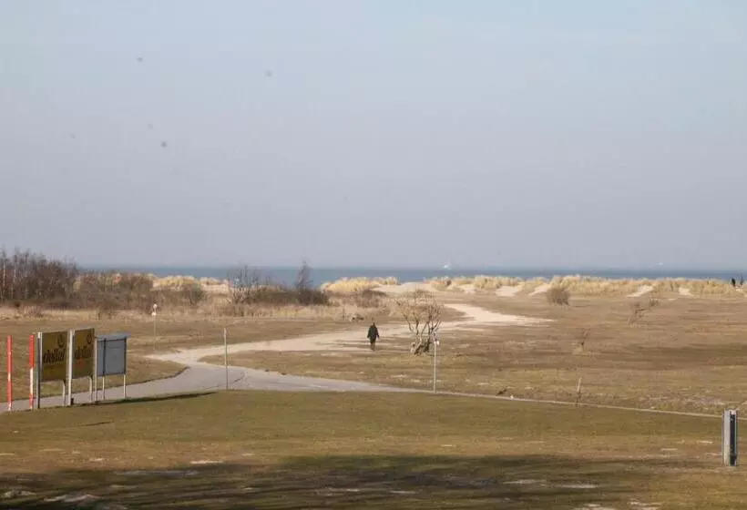 فندق Schwarzer Adler Jever