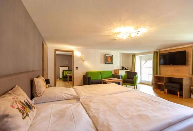 Отель Sonne Offenburg