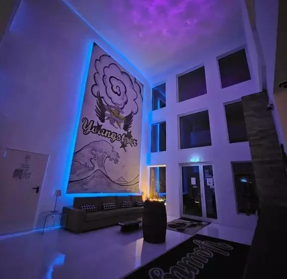Hotel Youngstar